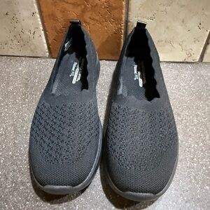 Skechers Charcoal Knit Slip-On Sneakers size 8